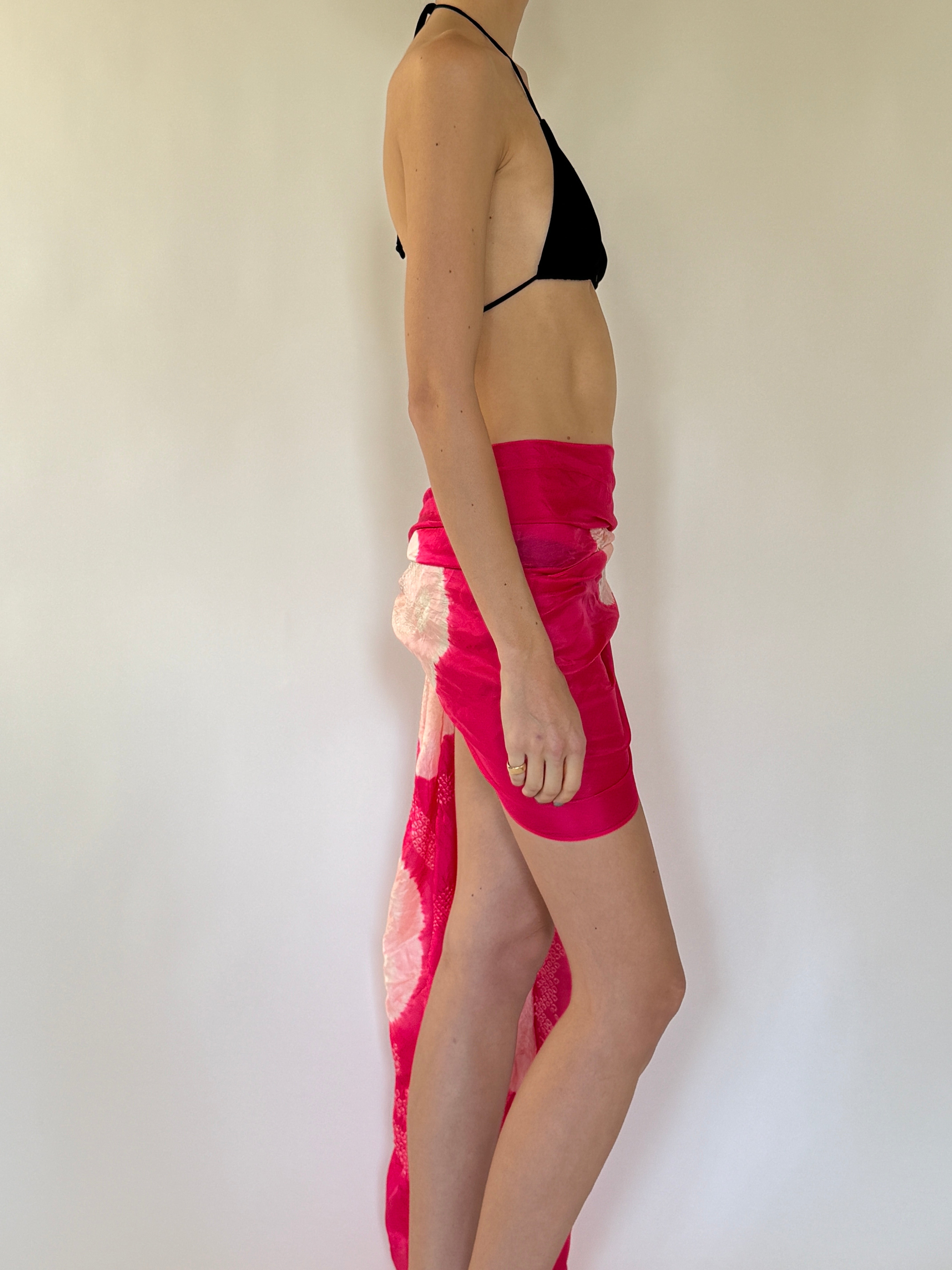 Vintage pink sarong front view with blush circular motif
