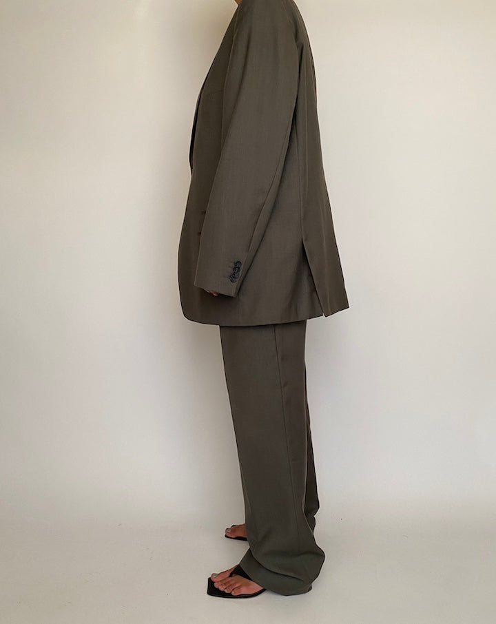 VINTAGE OVERSIZED SUIT 2374