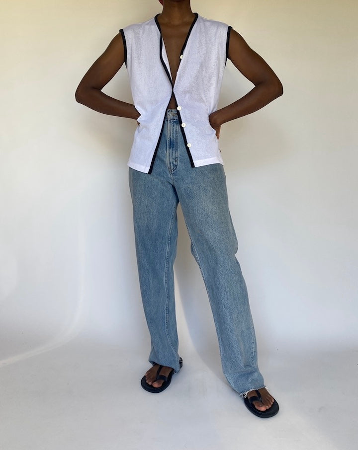 VINTAGE WHITE VEST 3750