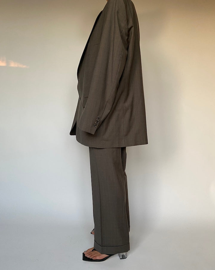 VINTAGE BROWN OVERSIZED SUIT 2382