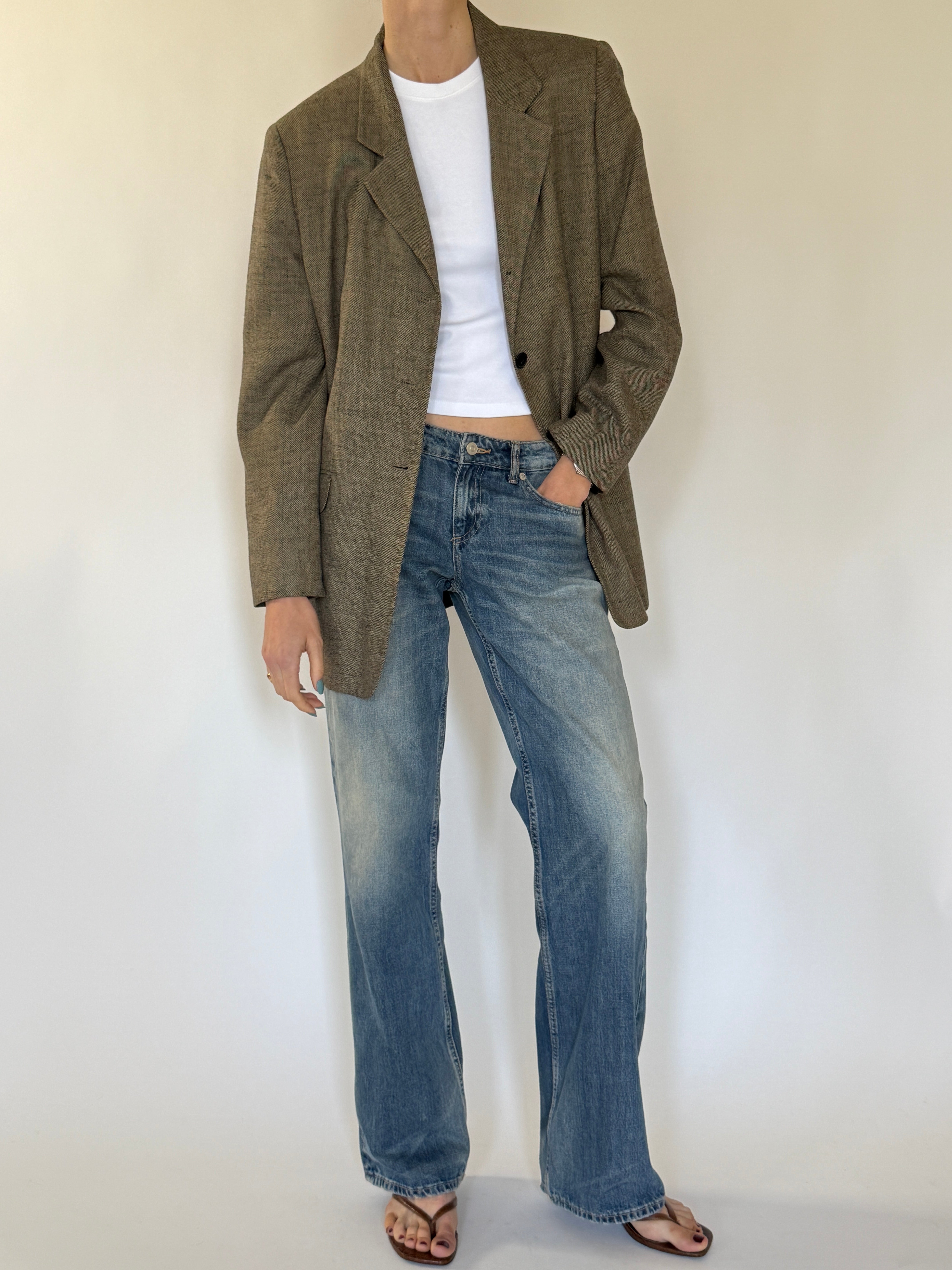 Vintage oversized brown blazer front view