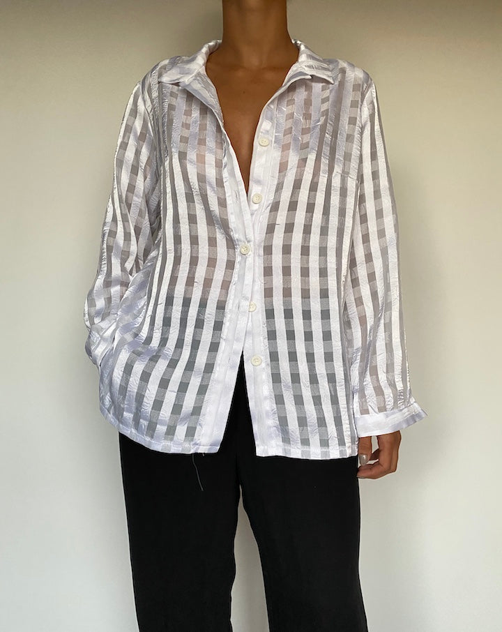 VINTAGE WHITE OVERSIZED BUTTON DOWN BLOUSE 2394