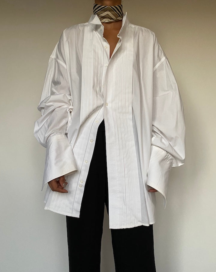 VINTAGE OVERSIZED WHITE PLEATED SHIRT 2396