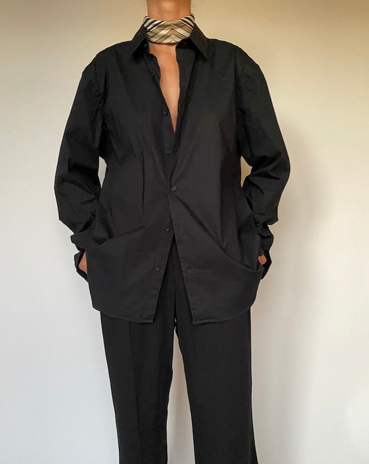VINTAGE OVERSIZED BLACK SHIRT 2404