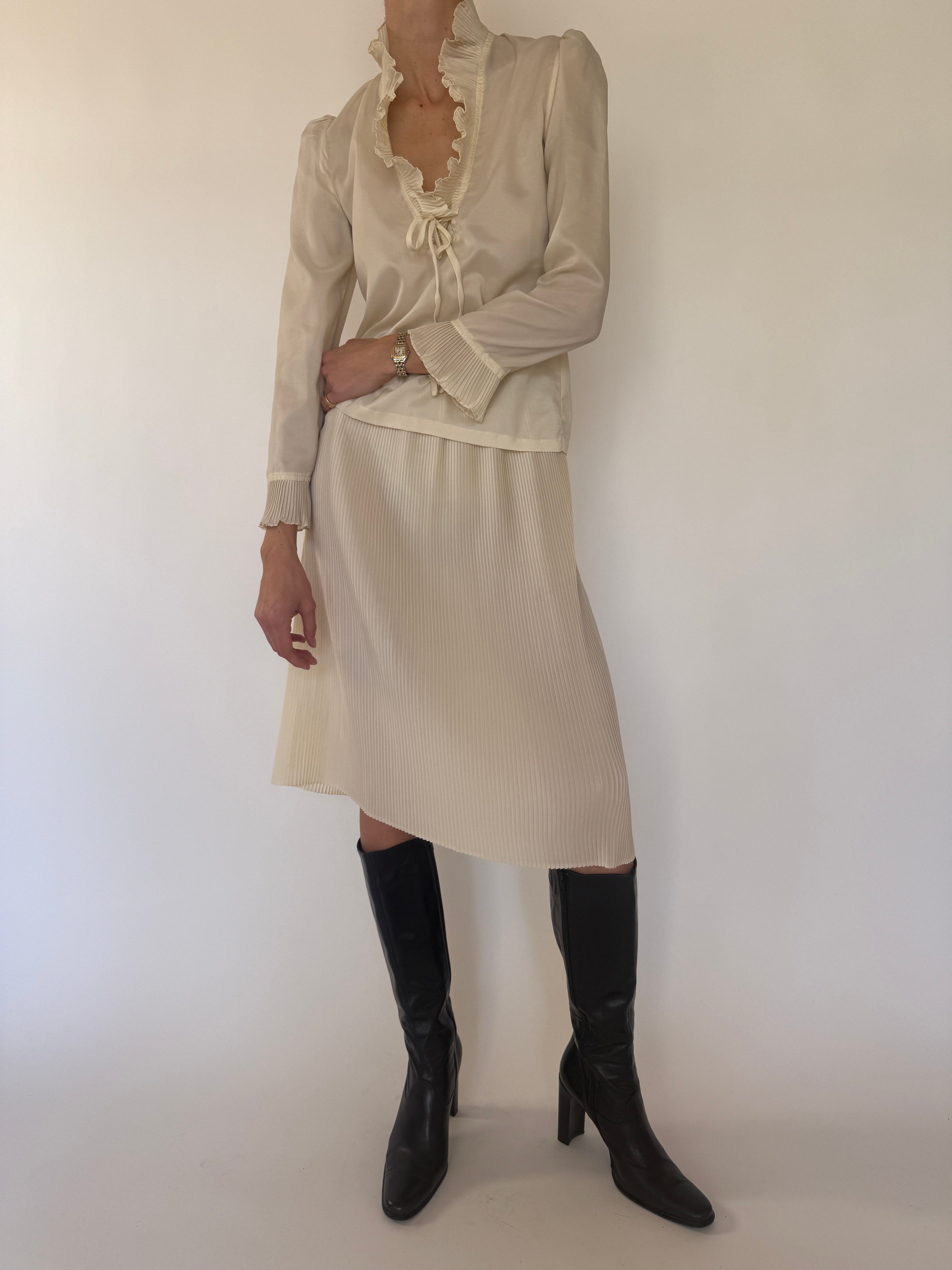 Vintage cream blouse and pleated skirt set tie detail