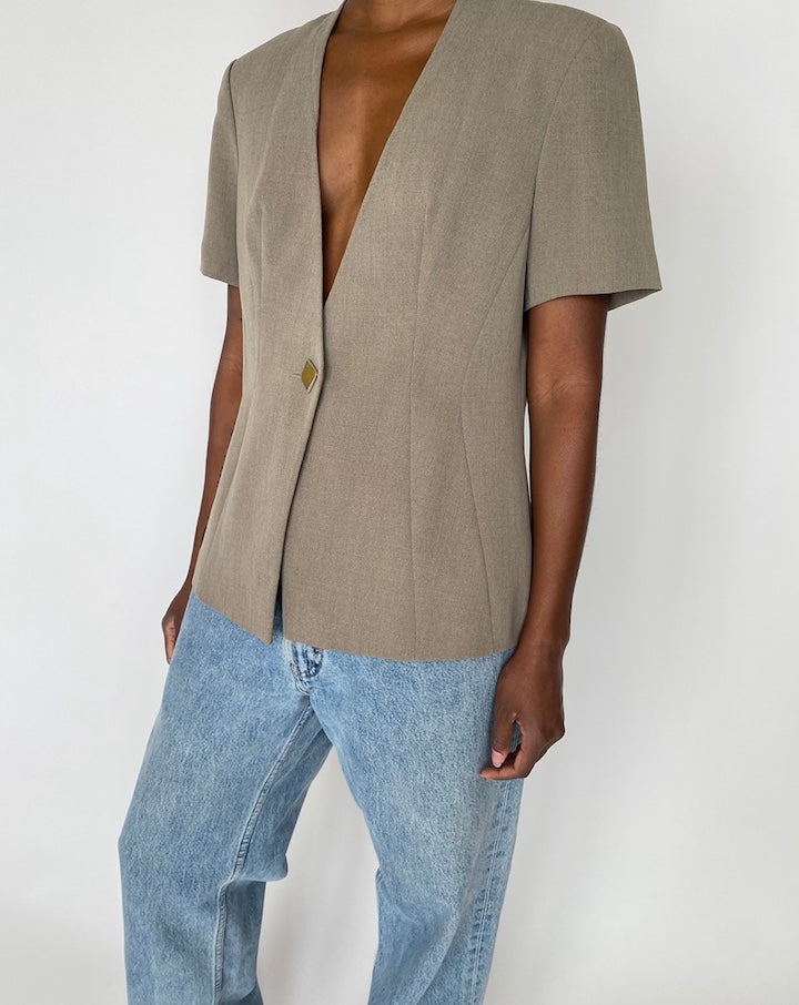 VINTAGE SHORT SLEEVE STRUCTURED TOP 4151