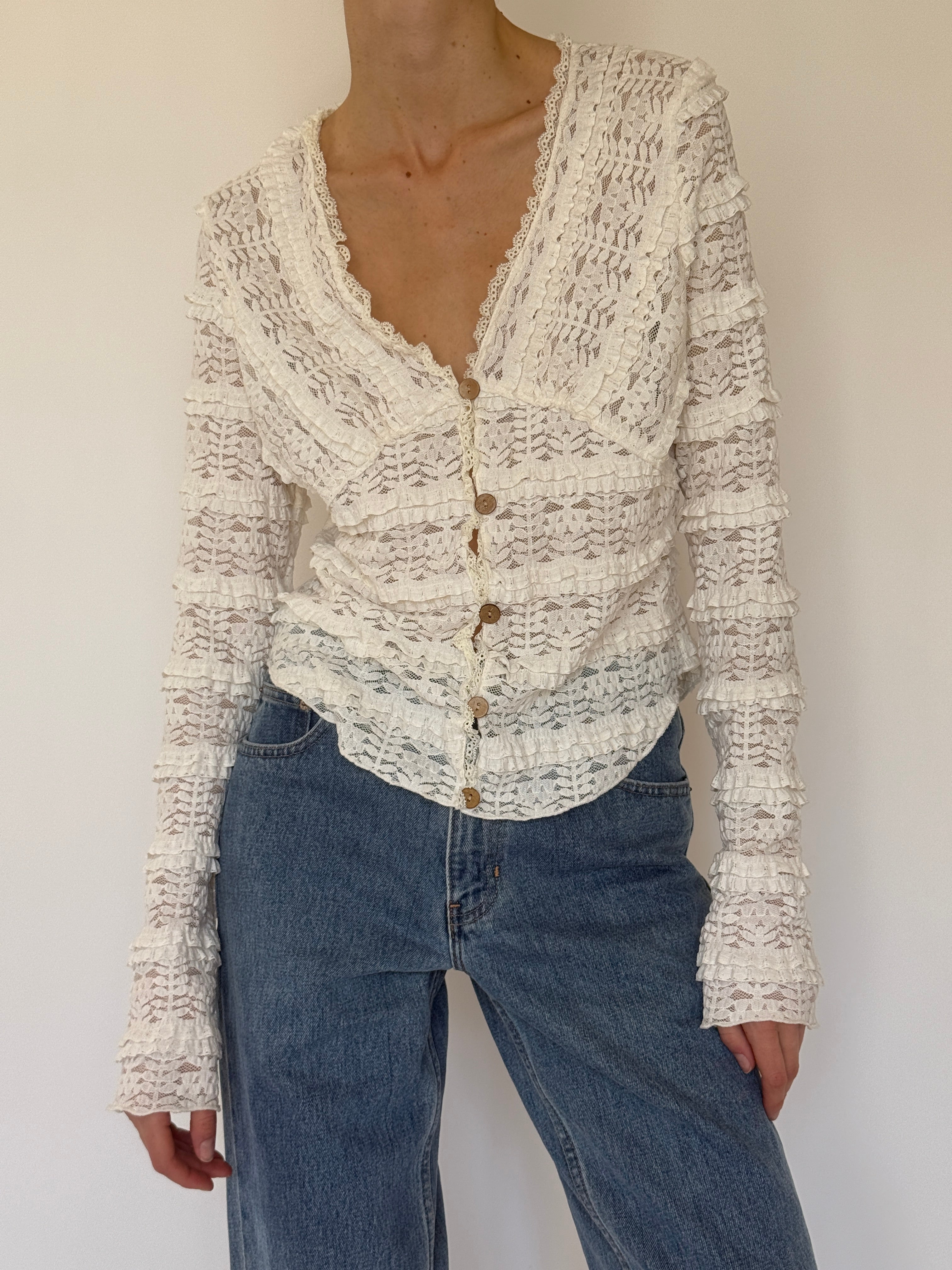 Vintage ivory lace ruffle blouse button detail