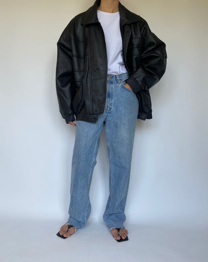 VINTAGE OVERSIZED BLACK BOXY FAUX LEATHER JACKET 3361
