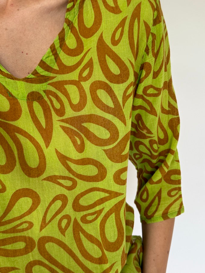 Vintage Light Weight Green and Brown Top 2071