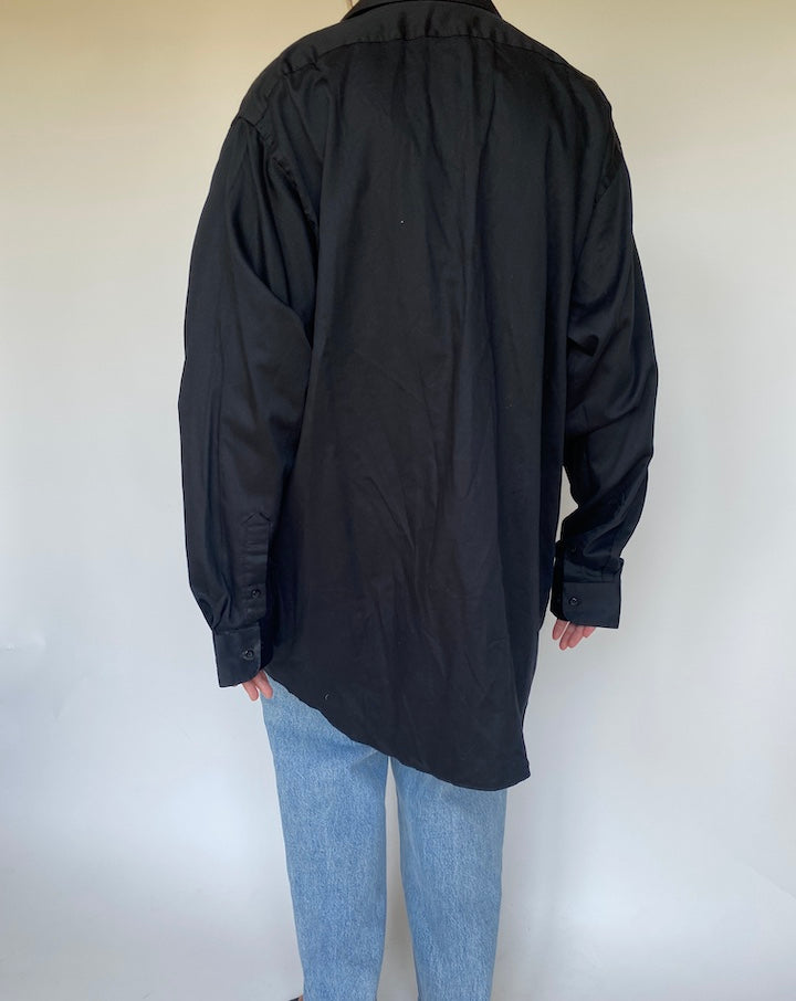 VINTAGE OVERSIZED BLACK BUTTON DOWN SHIRT 3398