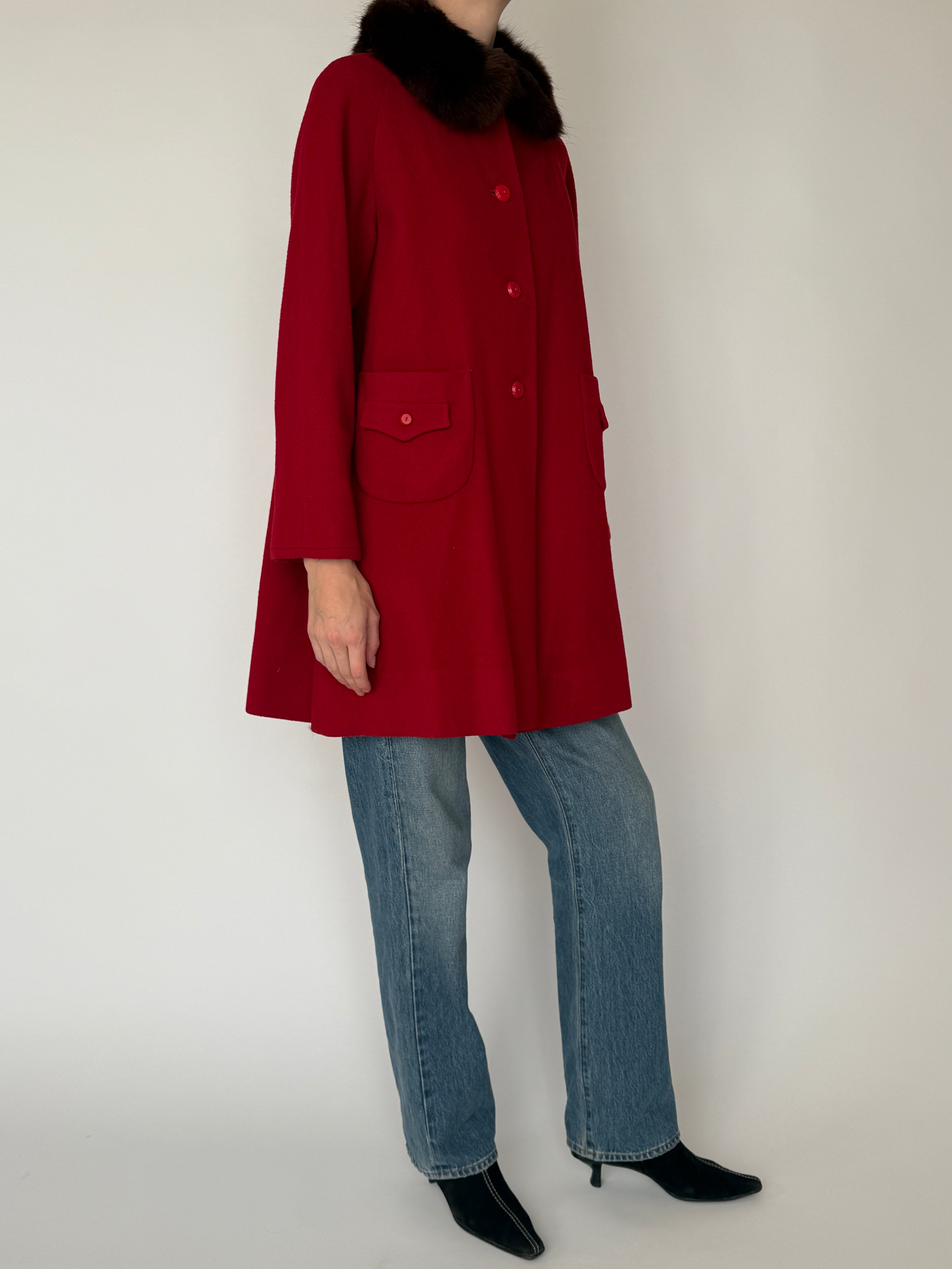 Vintage red wool coat with fur collar and button front