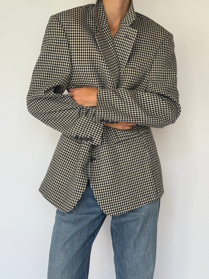 Vintage black and cream small checked blazer 6352