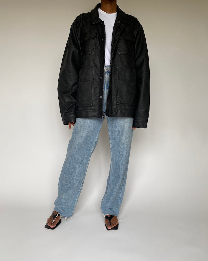 VINTAGE OVERSIZED BLACK LEATHER JACKET 3812