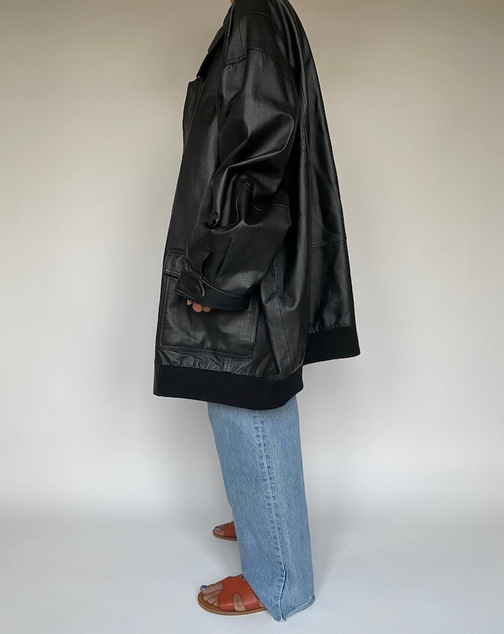 VINTAGE BLACK OVERSIZED LEATHER JACKET 2889
