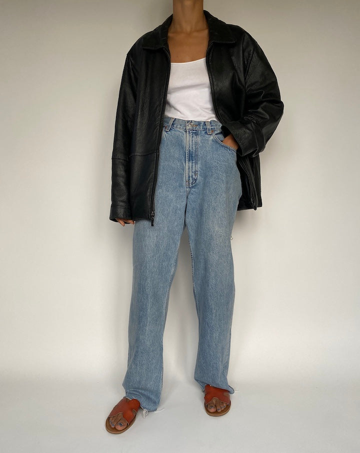 VINTAGE BLACK LEATHER JACKET 2891