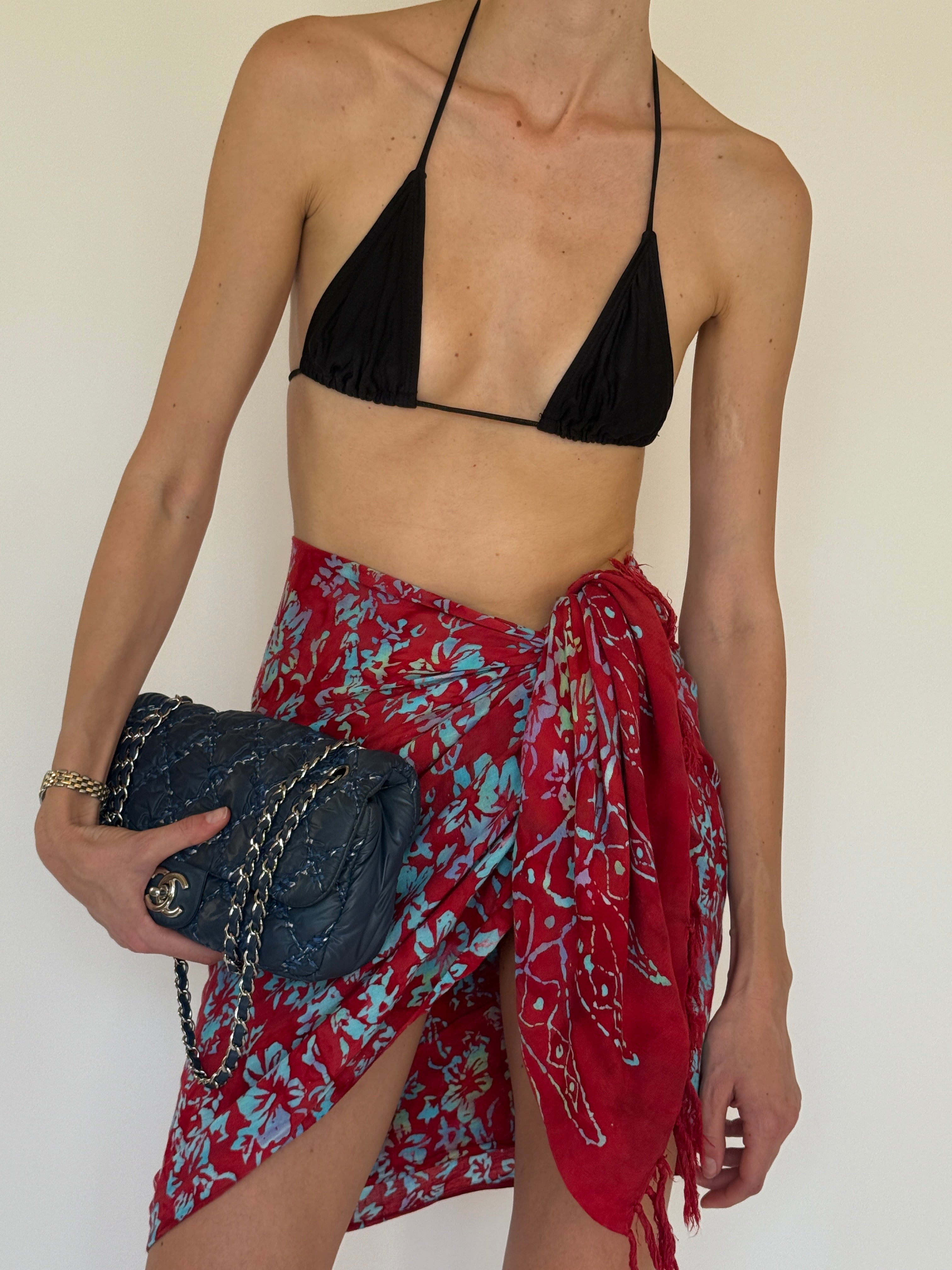 Vintage red floral wrap sarong tie detail