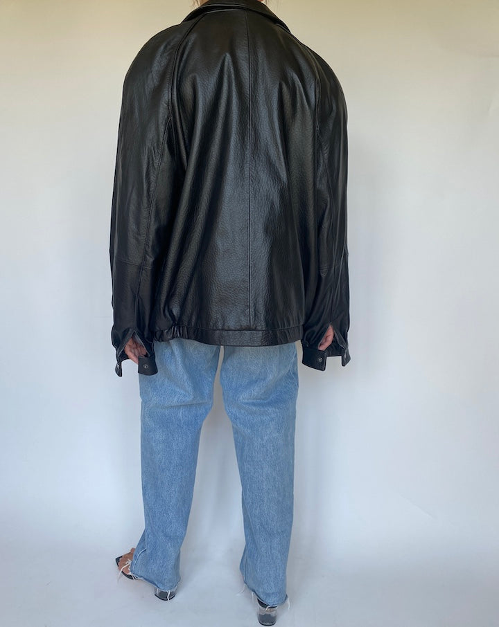 VINTAGE OVERSIZED BLACK LEATHER JACKET 3421