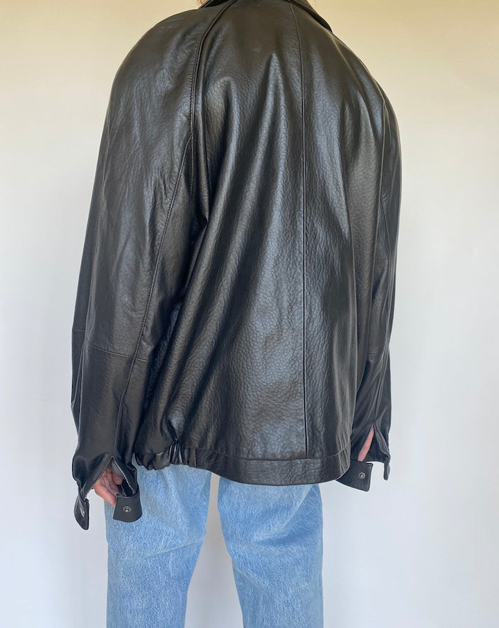 VINTAGE OVERSIZED BLACK LEATHER JACKET 3421