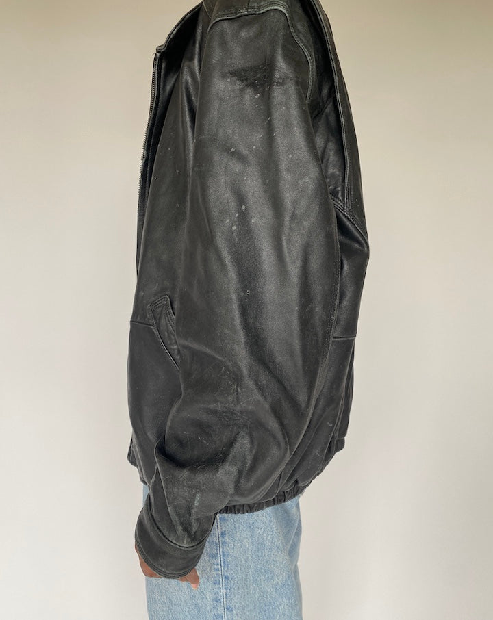 VINTAGE OVERSIZED BLACK LEATHER JACKET 3835