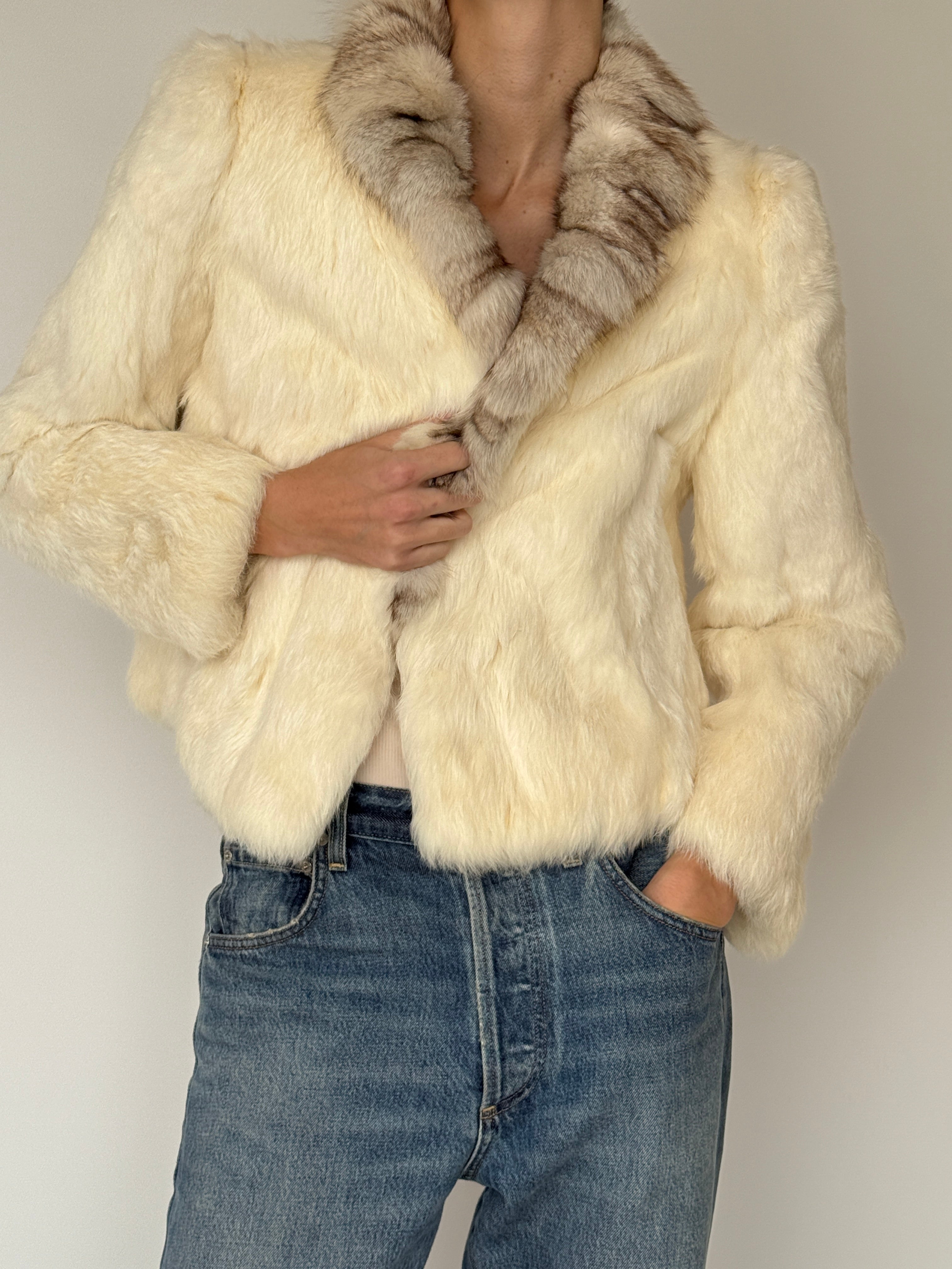 Vintage ivory fur coat collar close-up