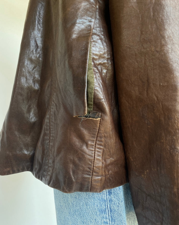 VINTAGE SLIGHTLY OVERSIZED BROWN LEATHER JACKET 3433