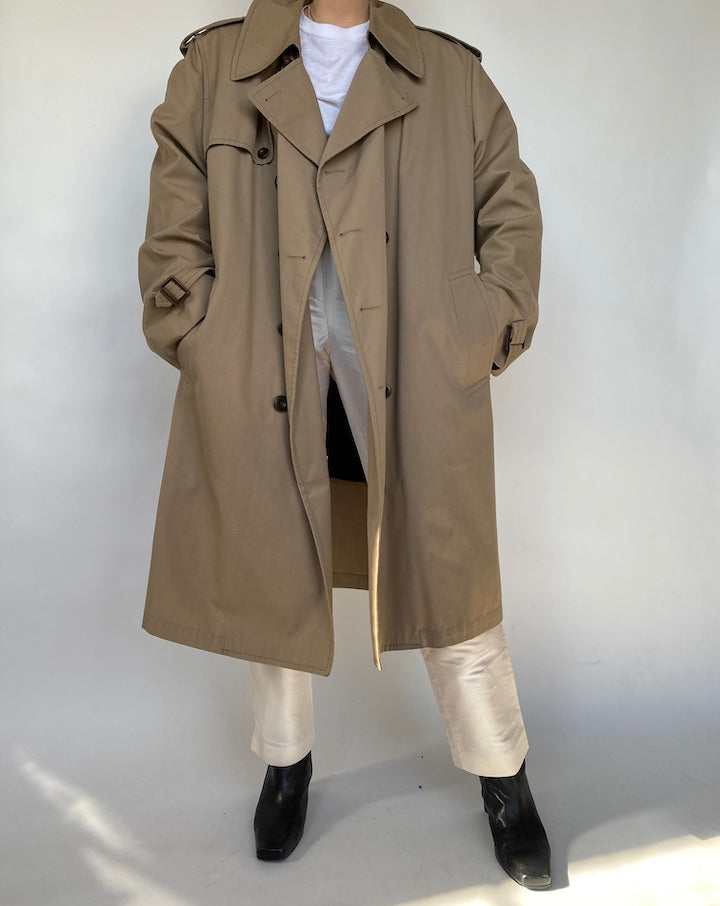 VINTAGE OVERSIZED BEIGE TRENCH 402