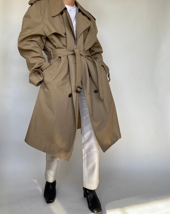 VINTAGE OVERSIZED BEIGE TRENCH 402