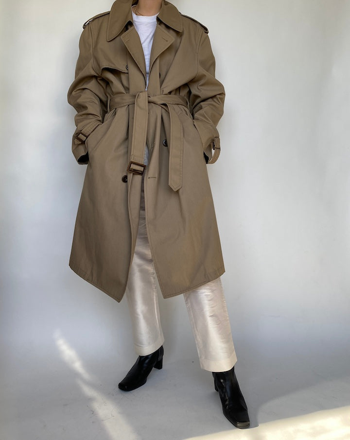 VINTAGE OVERSIZED BEIGE TRENCH 402