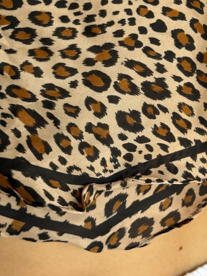 Vintage scarf top in animal print 6294