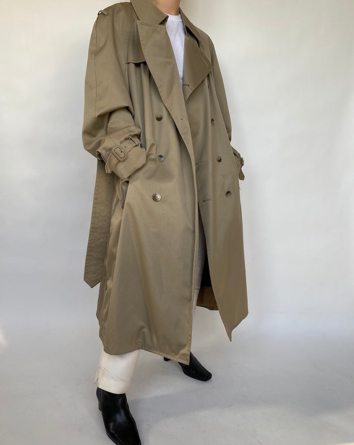 VINTAGE OVERSIZED BEIGE TRENCH 404
