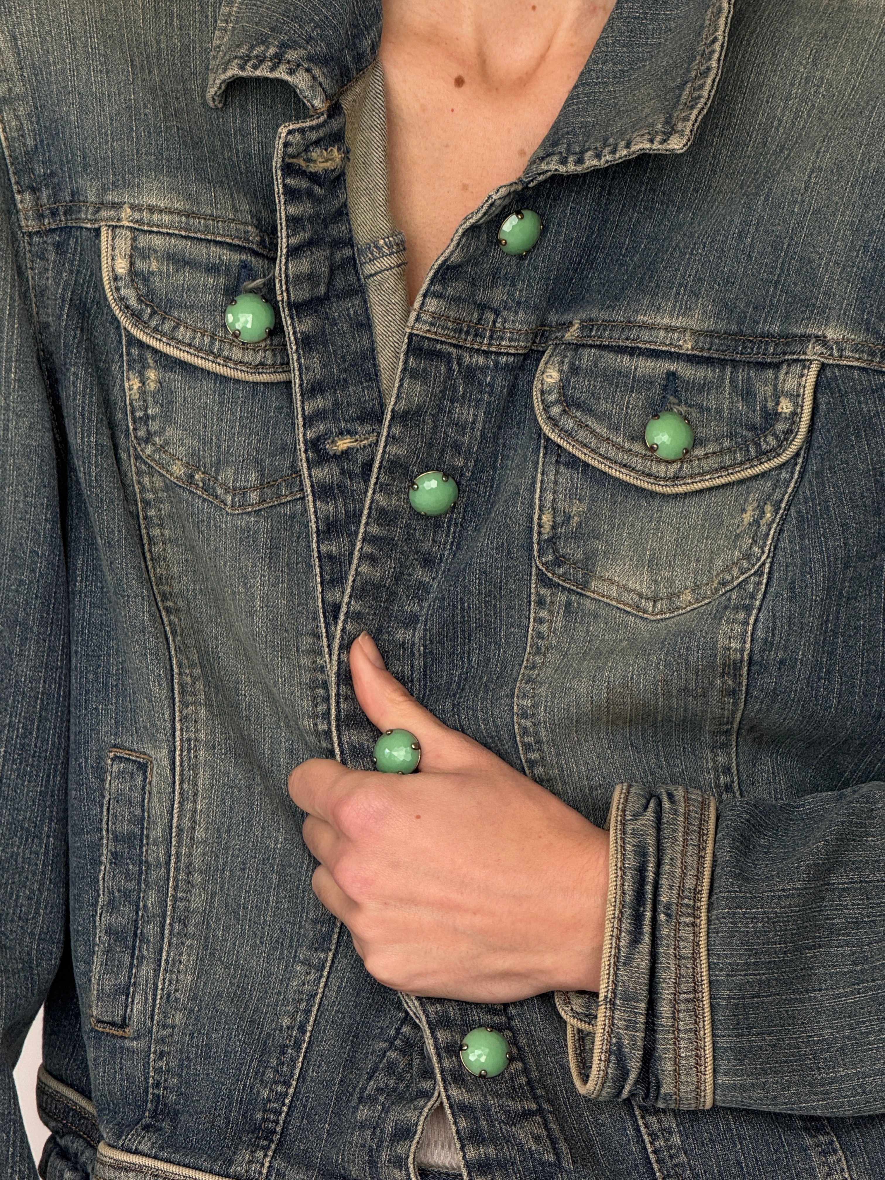Vintage denim jacket blue classic fit detail