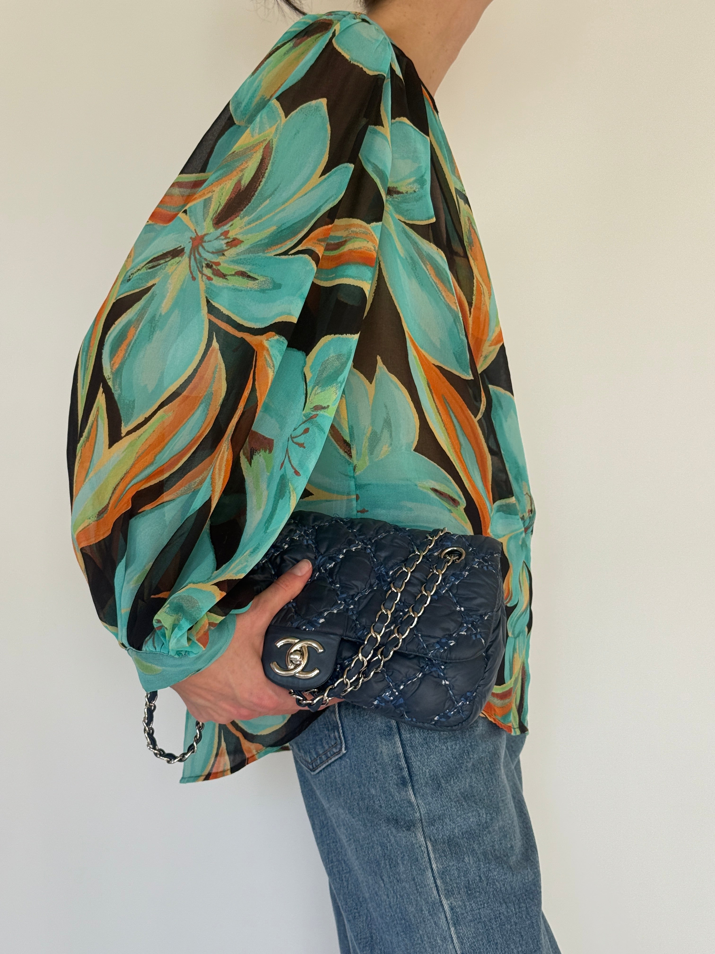 Vintage floral blouse turquoise black side view
