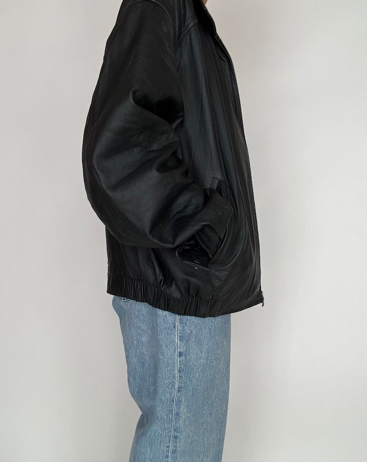 VINTAGE OVERSIZED BLACK LEATHER JACKET 2932