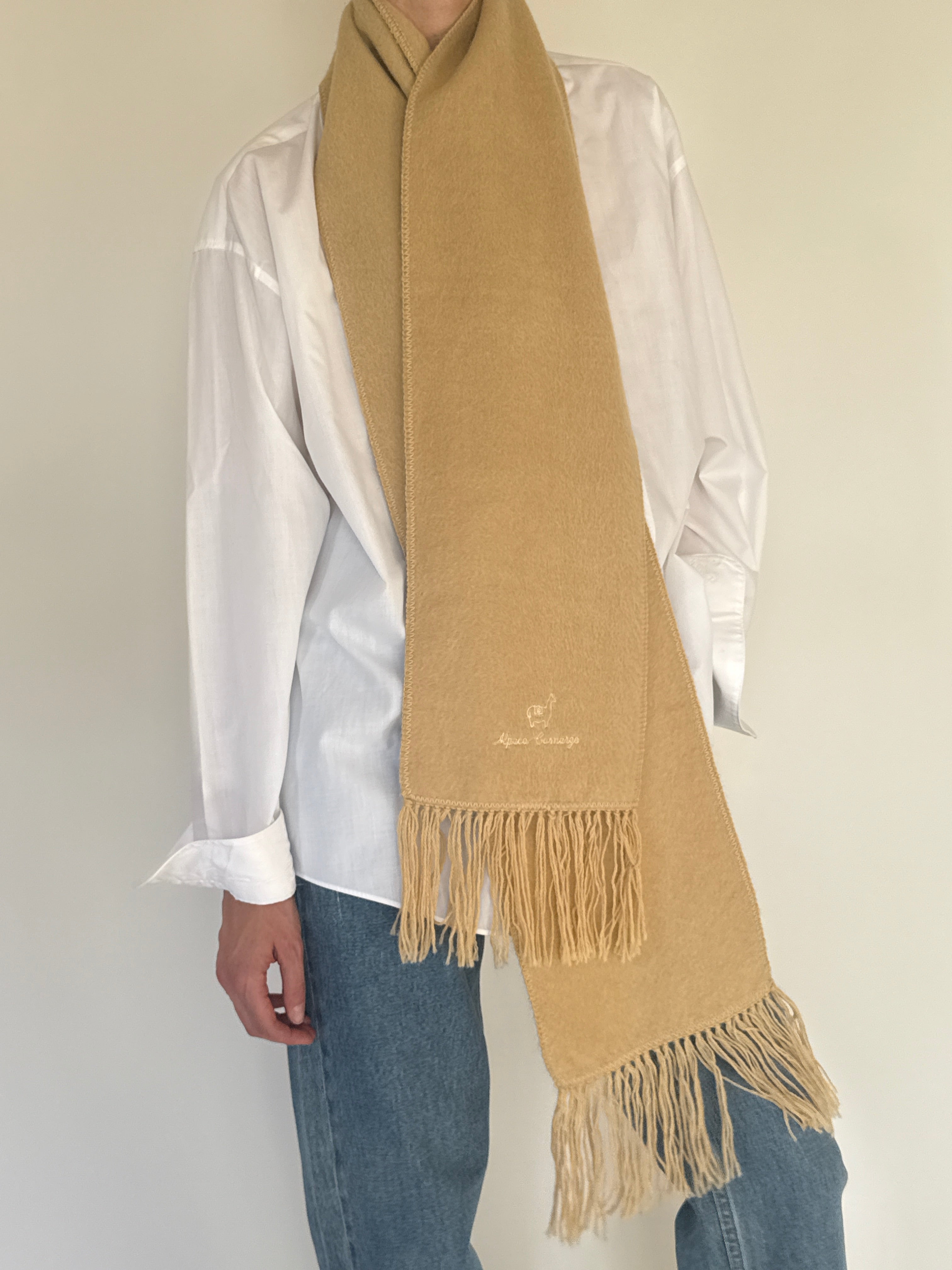 Vintage beige alpaca scarf front view