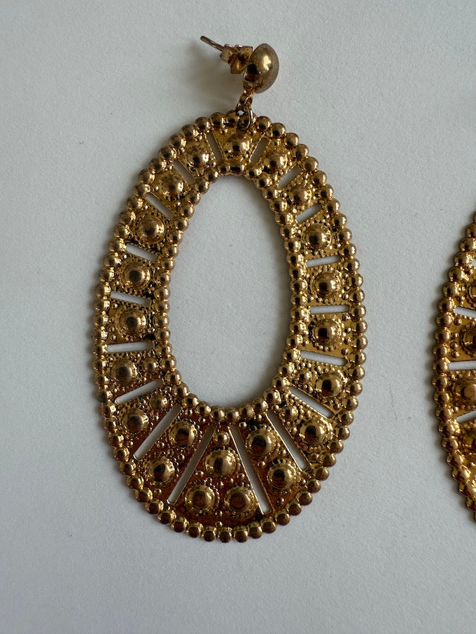 Vintage Oval Shaped Gold-Tone Earrings