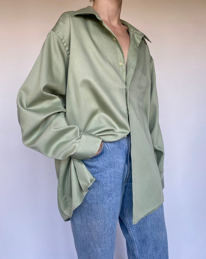 VINTAGE GREEN BUTTON DOWN LONG SLEEVE SHIRT 3461