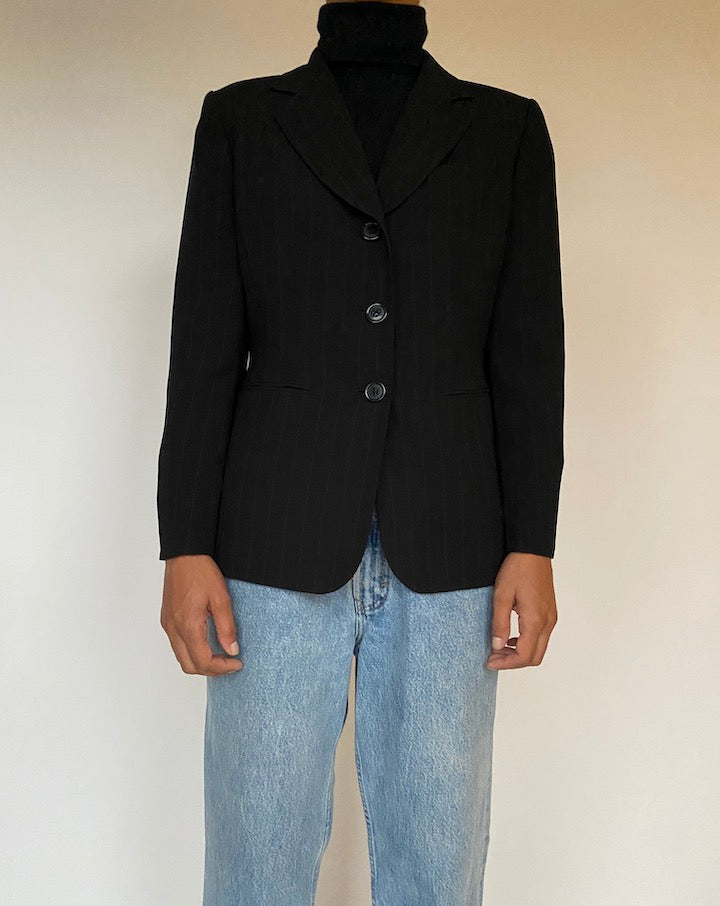 VINTAGE BLACK PINSTRIPED BLAZER 1596