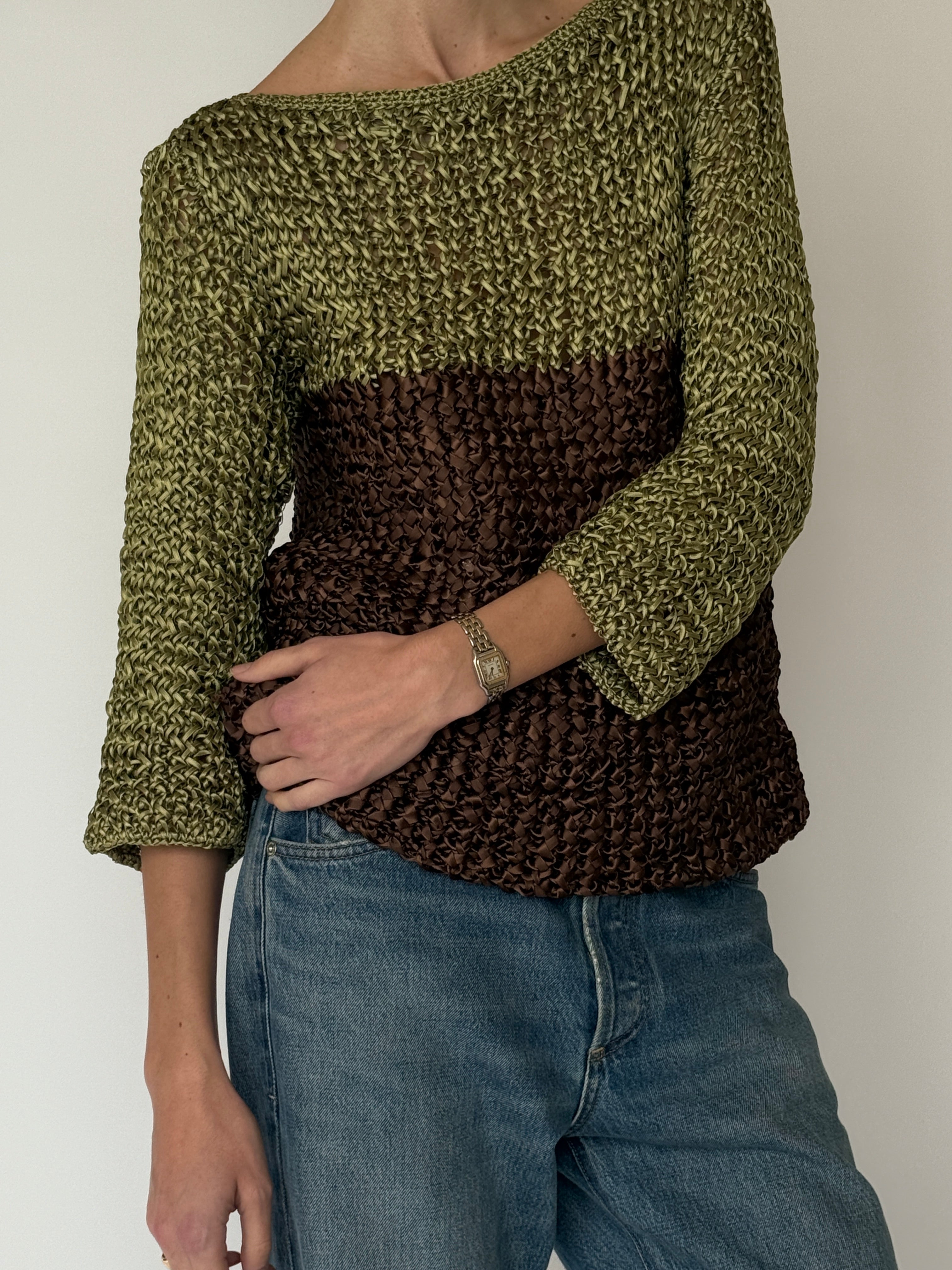 Vintage olive brown ribbon woven textured top neckline detail