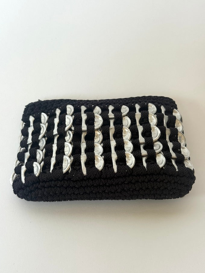 Vintage coin purse in crochet black and silver