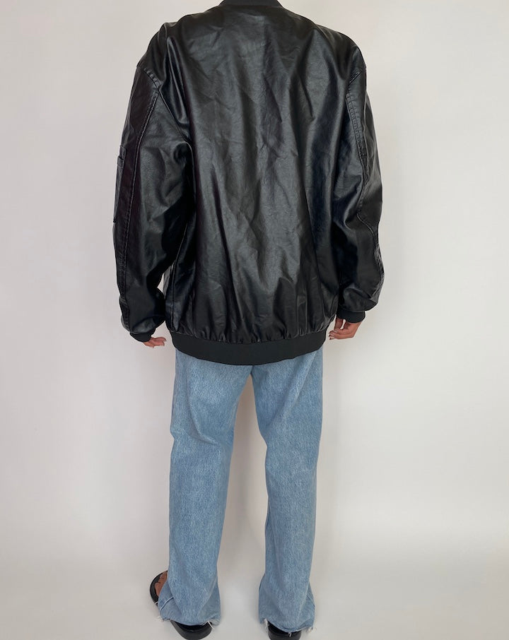 VINTAGE OVERSIZED BLACK LEATHER JACKET 2973