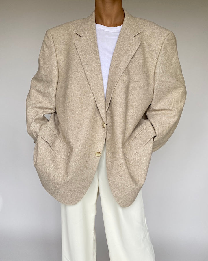 VINTAGE OVERSIZED BEIGE SILK BLAZER 1052