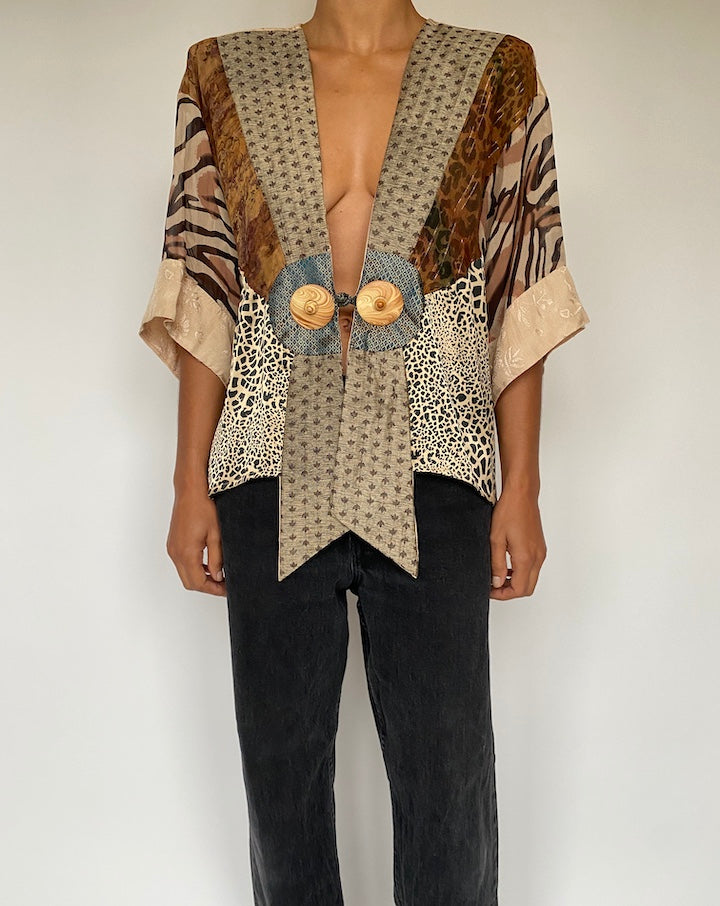 VINTAGE ANIMAL PRINTED SHORT SLEEVE BLOUSE 1622 2