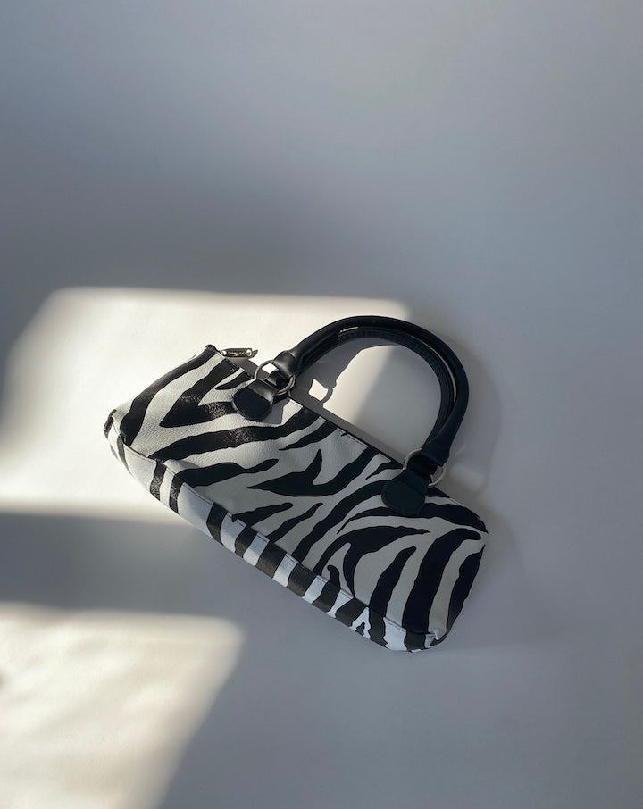 VINTAGE ZEBRA PURSE