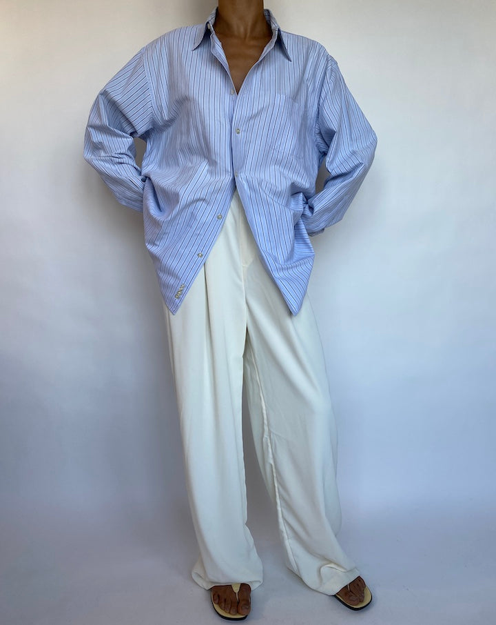 VINTAGE LIGHT BLUE BUTTON DOWN OVERSIZED SHIRT 469
