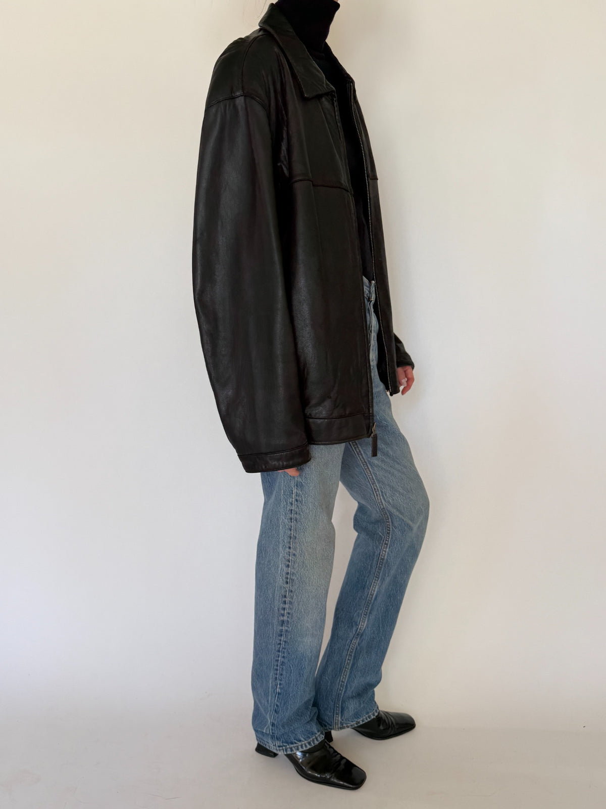 Vintage oversized black leather zip-up jacket