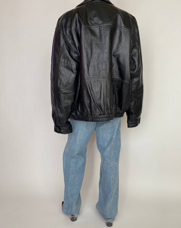 VINTAGE OVERSIZED BOXY BLACK LEATHER JACKET 3000