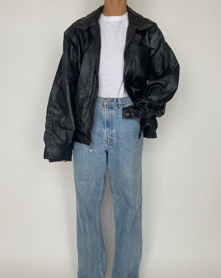 VINTAGE BLACK OVERSIZED LEATHER JACKET 2433