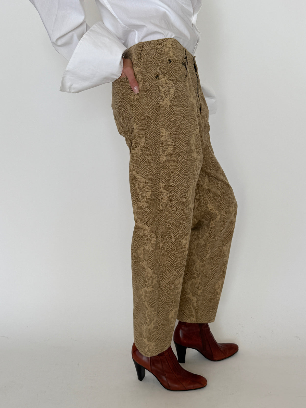 Vintage Tan Snakeskin Print Pants 8381