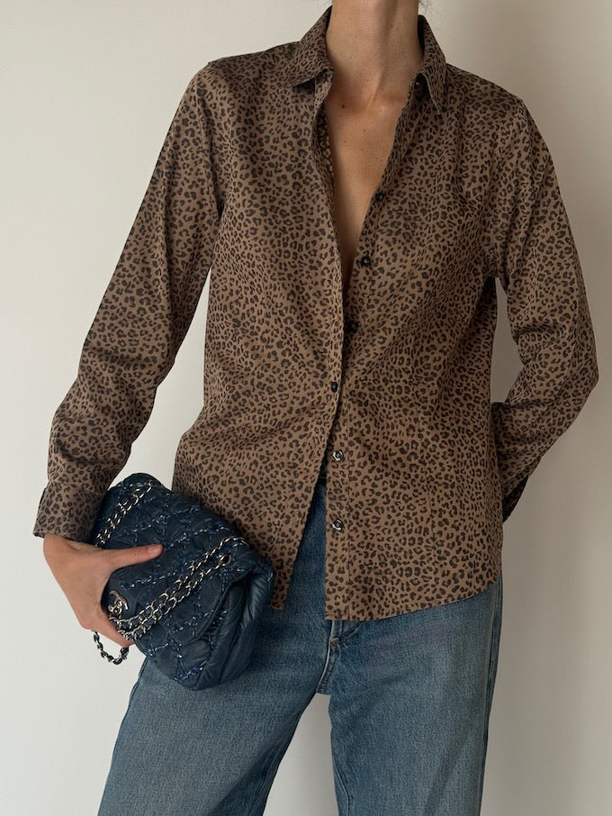 Vintage Leopard Print Button-Up Shirt 6657