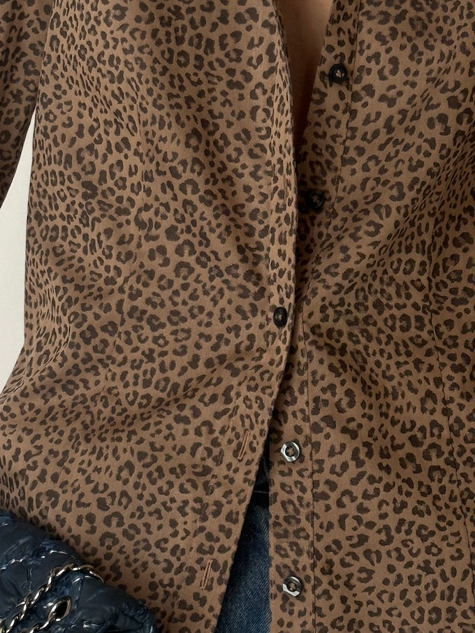 Vintage Leopard Print Button-Up Shirt 6657
